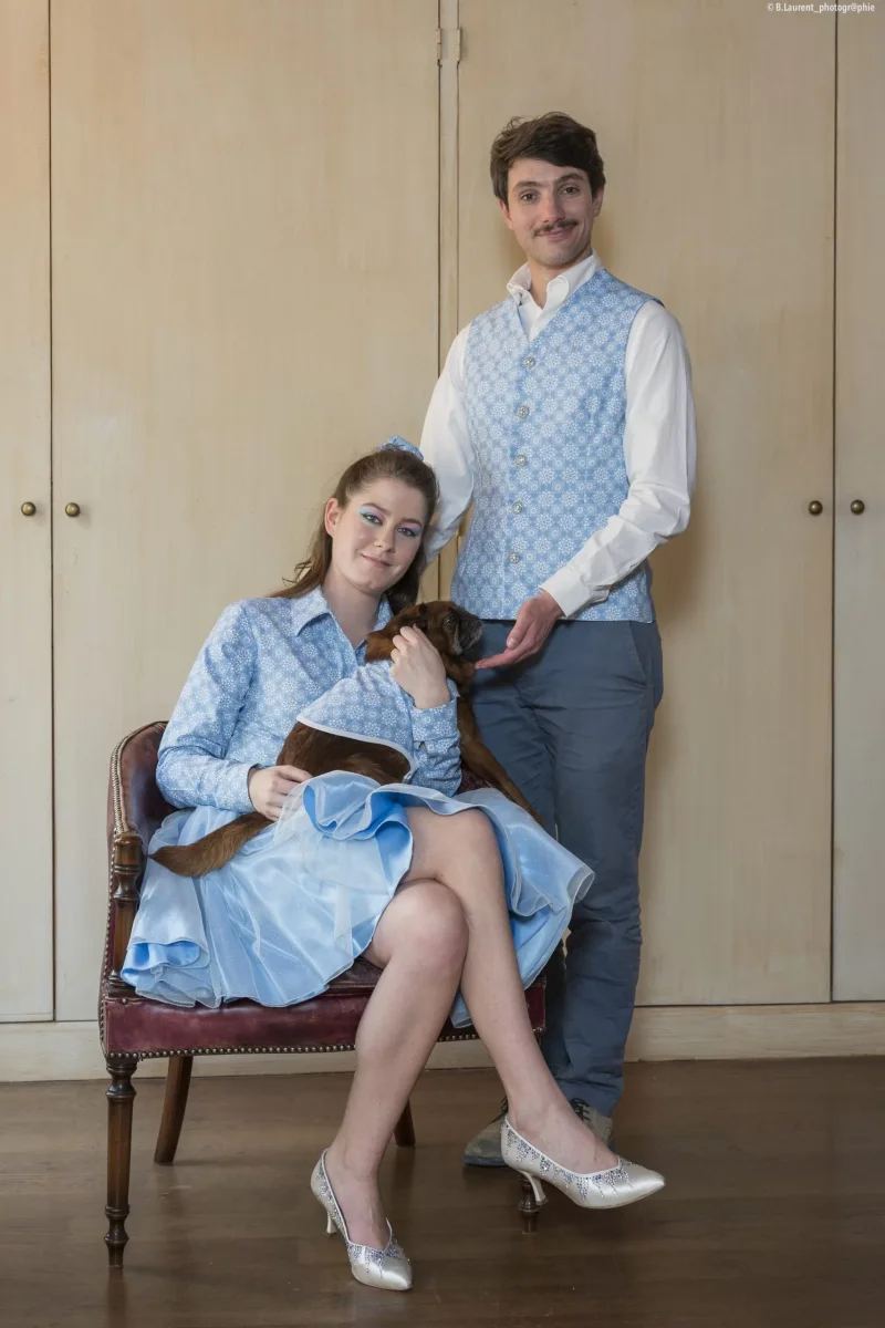Manteau pour chien bleu ciel à imprimé flocons Reine des Neiges – Image 5