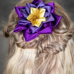 Accessoire cheveux Made in France fleur Haute Couture en satin violet Nénuphar