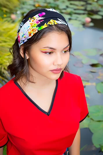 Haut made in France rouge uni pour femme à encolure en V Valérie – Image 5