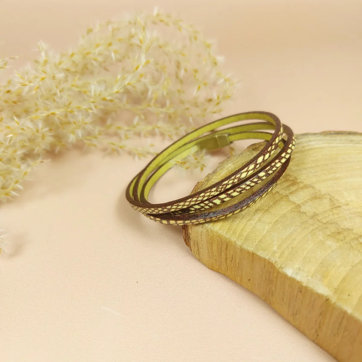 Bracelet fin en cuir marron “spider”