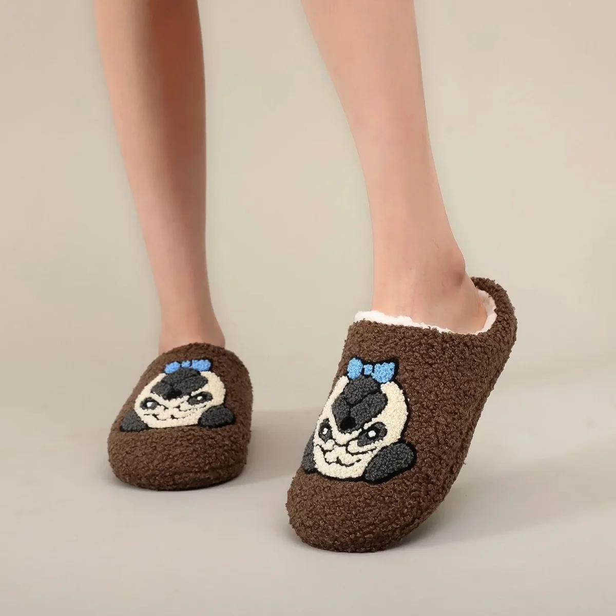 Chaussons Motif Carlin – Image 8