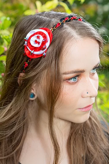 Headband fait main Peignons ces roses en rouge – Image 5