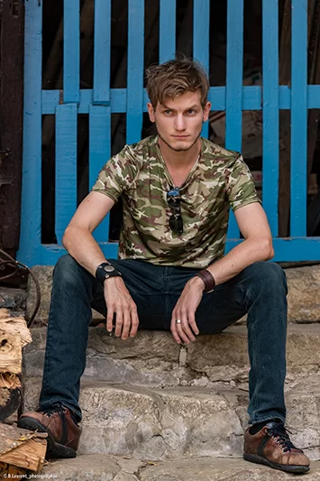 Tee-shirt Made in France pour homme en polyamide kaki imprimé treillis militaire Alexandre – Image 6